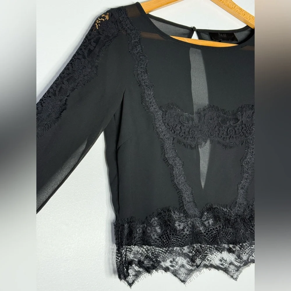H&M chic black